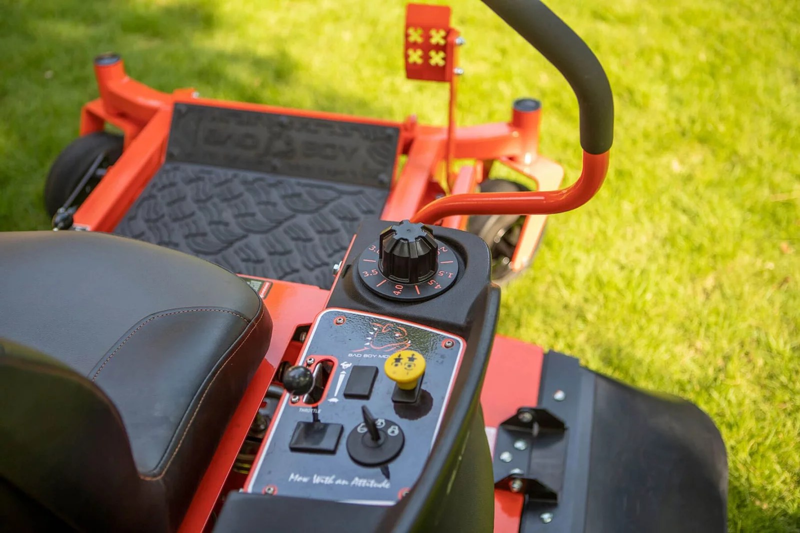 Bad Boy MZ Rambler 42-Inch Zero-Turn Lawn Mower Kohler Engine BMZ4219KO